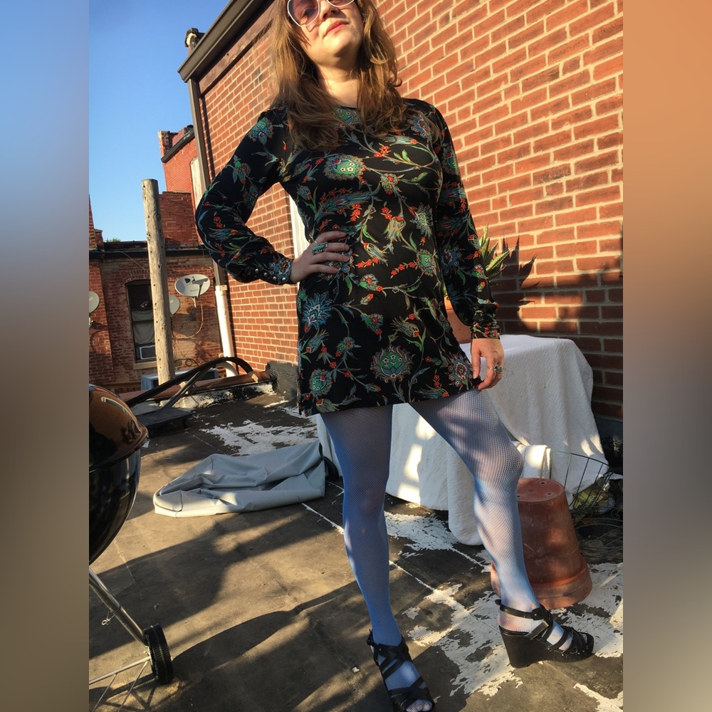 Super 60’s Mod Puff Sleeve Slinky Paisley Print Hendrix meets MINI Super Button - Picture 2 of 16